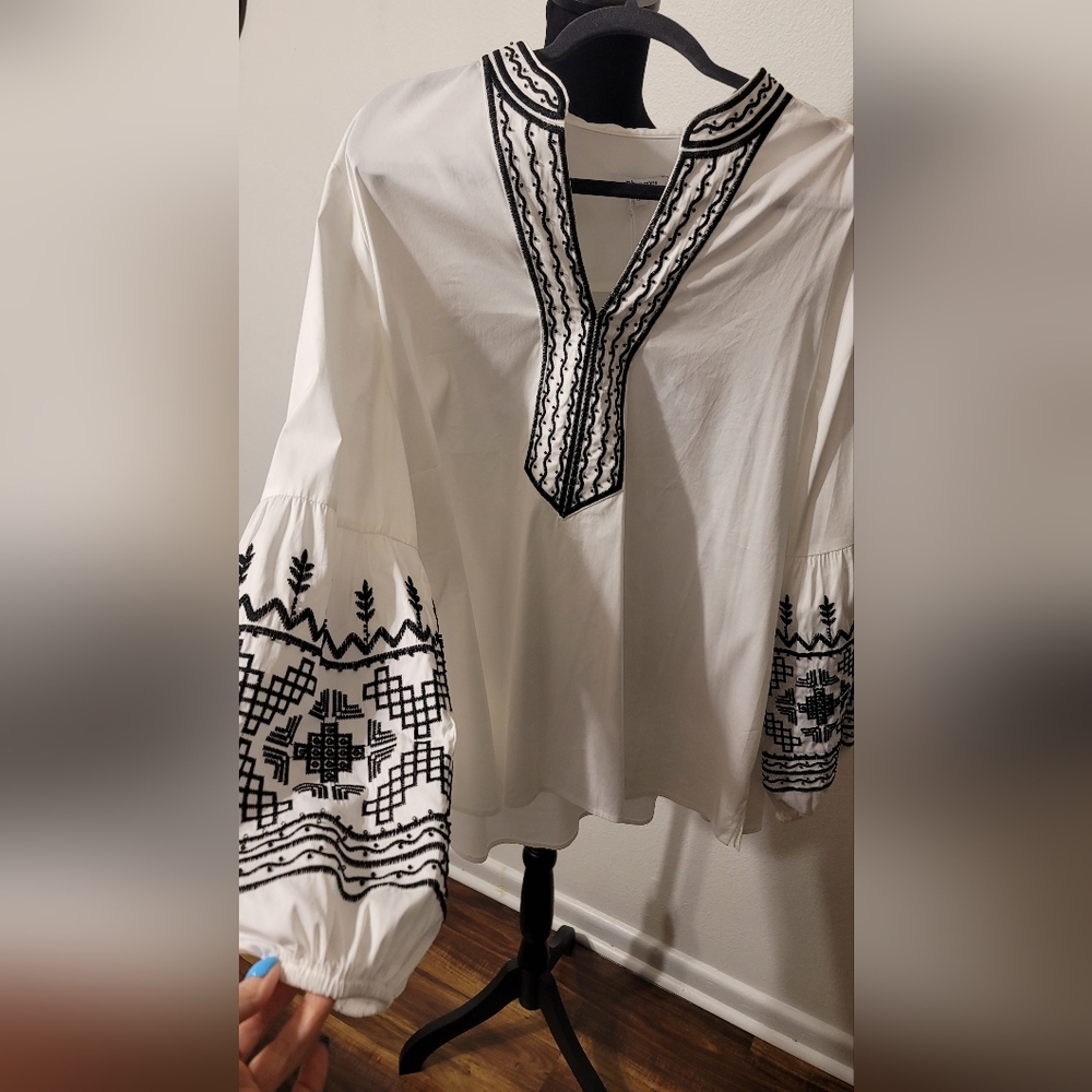 Embroidered Chico's Lantern Sleeve Top Sz 4 NWT